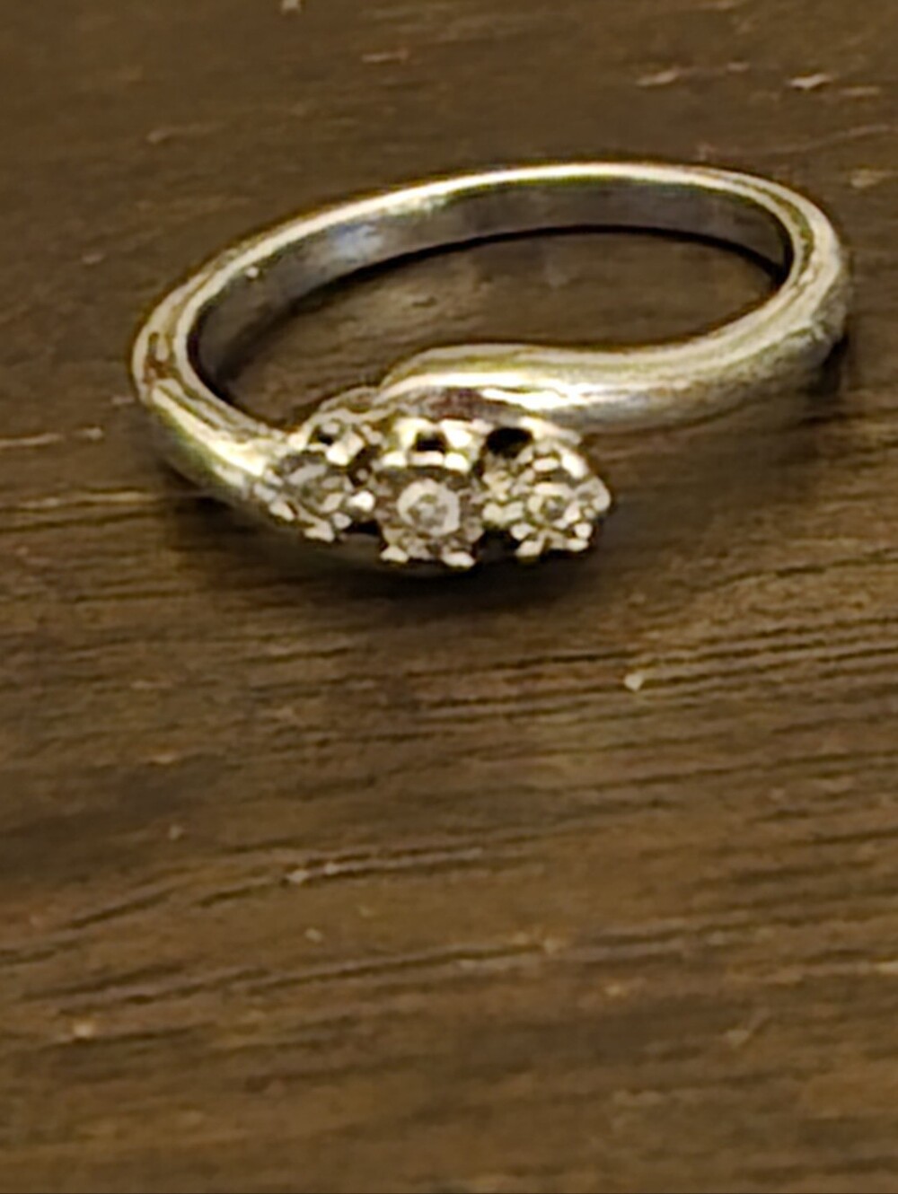 Three Diamond Chip Sterling Silver Ring Size 7 1/2